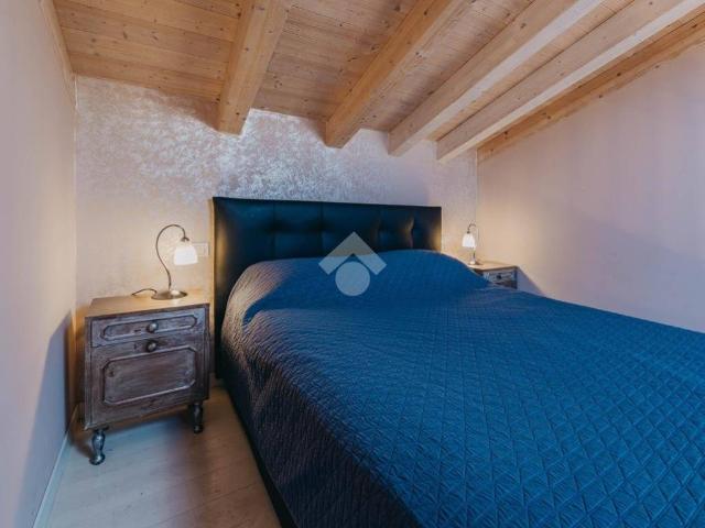 Palazzo / Stabile in vendita a Manerba del Garda BS