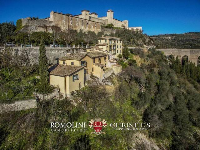 Villa in vendita a Spoleto PG