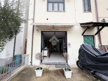 Casini Quarrata, Via Buia Pistoia, Candeglia