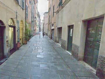 Via Paglia Genoa, Piazza Francesco Baracca