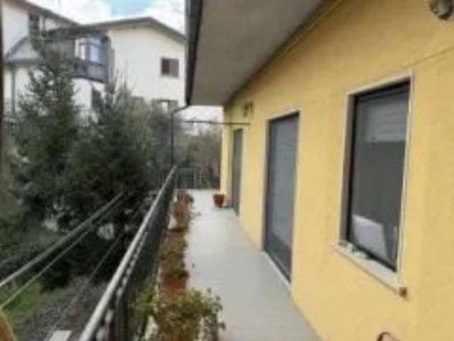 Immobile in asta di 196 m con più di 5 locali in vendita a Ruoti
