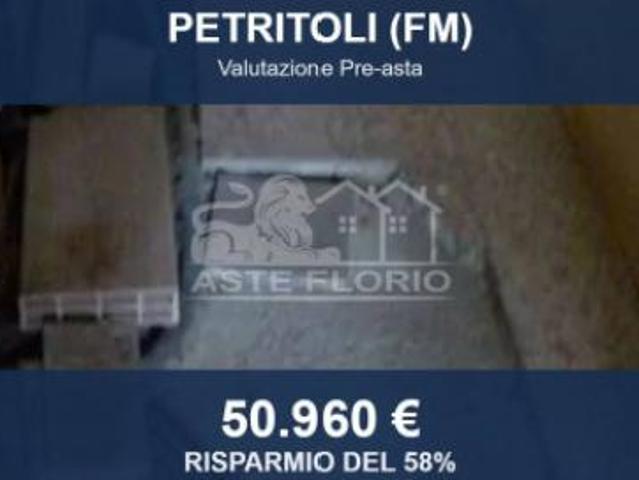 Immobile in asta di 136 m con più di 5 locali in vendita a Petritoli