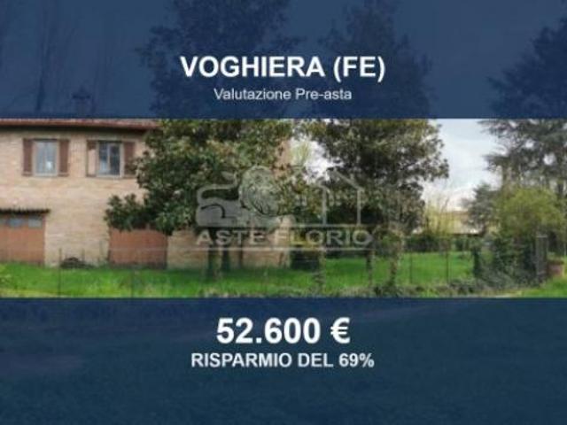 Immobile in asta di 238 m con più di 5 locali in vendita a Voghiera