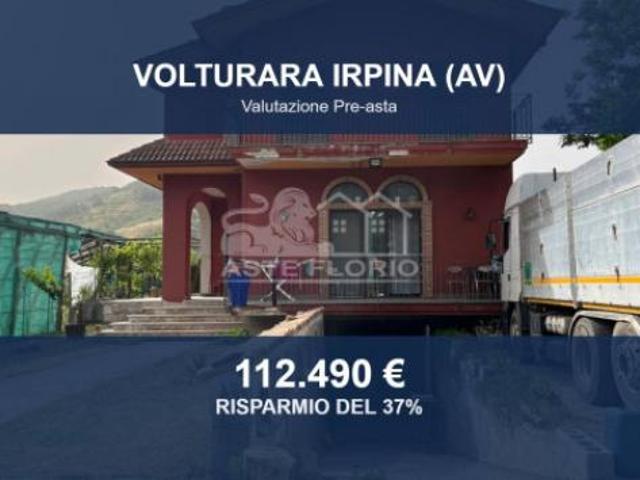 Immobile in asta di 362 m con più di 5 locali e box auto in vendita a Volturara Irpina