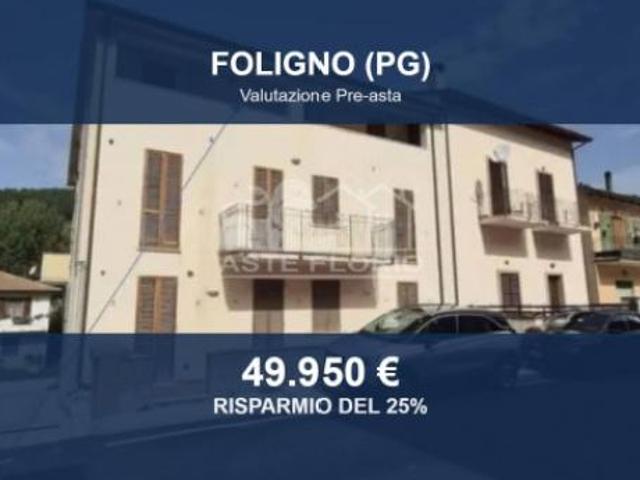 Immobile in asta di 91 m con più di 5 locali in vendita a Foligno