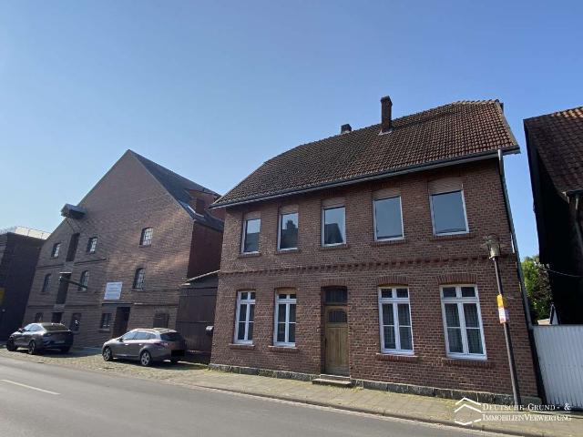 Immobilie im Ortskern mit Wohnhaus und geschichtsträchtiger Mühle