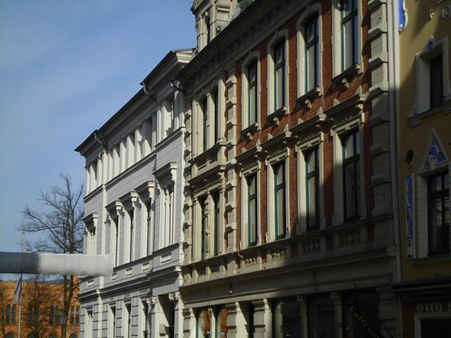 Immobilienmakler Schwerin gesucht: Exklusive 2 Zimmerwohnung nahe Schweriner Pfaffenteich zur Miete!