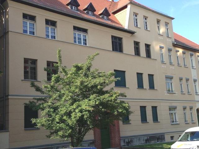 Immobilienpaket 2 solide vermietete Wohnungen mit Balkon in Leipzig Paunsdorf