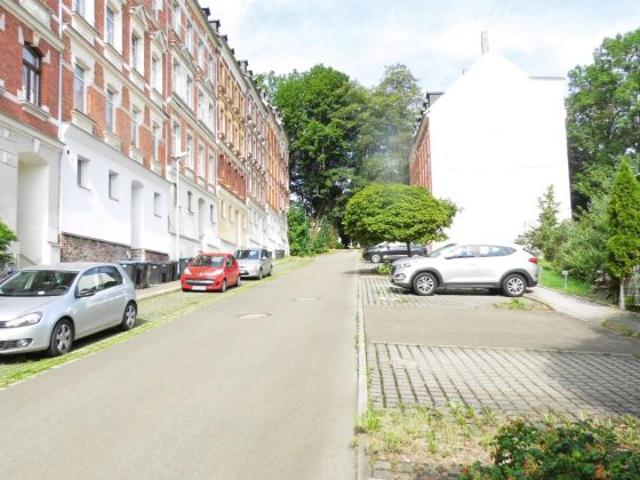 Immobilienpaket mit 7 teilvermieteten MFH in ruhiger Stadtlage der Großen Kreisstadt Reichenbach unmittelbar am Landesgartenschaugelände zu verkaufen!
