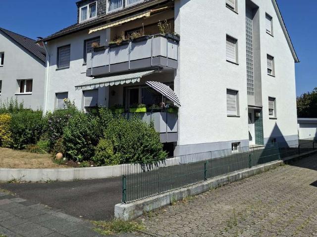 IMMOKONZEPT NIEDERRHEIN: gepflegtes Mehrfamilienhaus mit Garagenhof in toller Lage, seriös vermietet