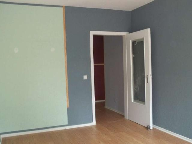 IMMOKONZEPT NIEDERRHEIN: Sehr schön aufgeteilt mit zwei Balkonen und Garage, sehr gut vermietet.