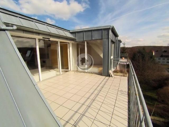 ! ImmoPoint ! TOP Aussicht Lichtdurchflutet mit großer SÜD Dachterrasse und EBK IP 2 MD 59 DGR