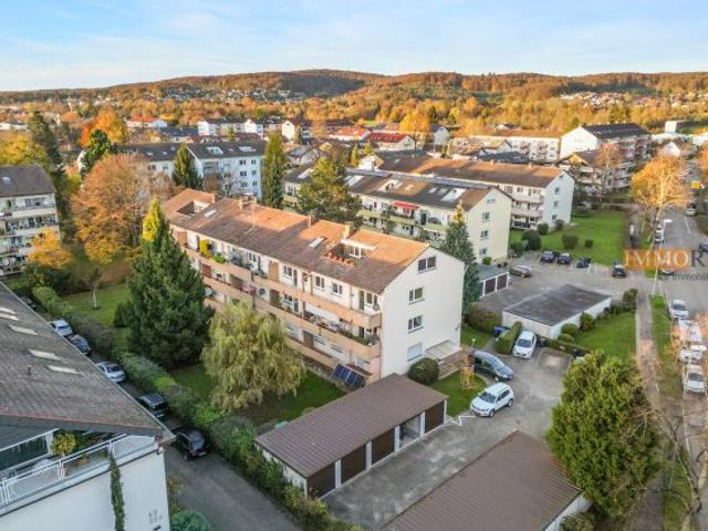 IMMORath.de Großzügige 5,5 Zimmerwohnung mit Balkon