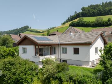 ImmoWyss 7.5 Zi Haus auf 2 Etagen mit optionaler Baulandparzelle