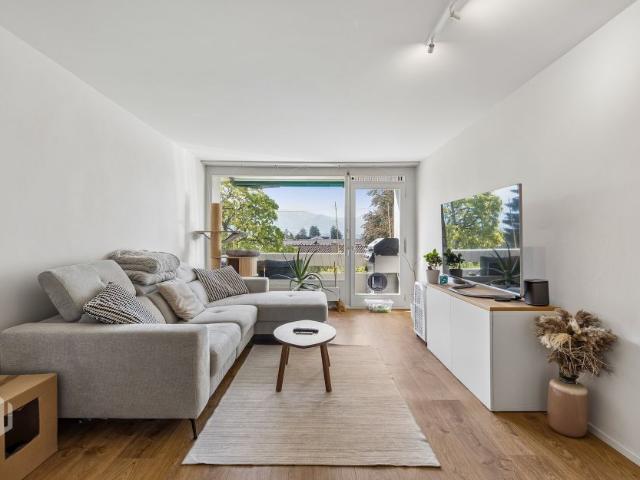 ImmoWyss – Moderne 3,5 Zimmerwohnung mit Balkon und Weitsicht