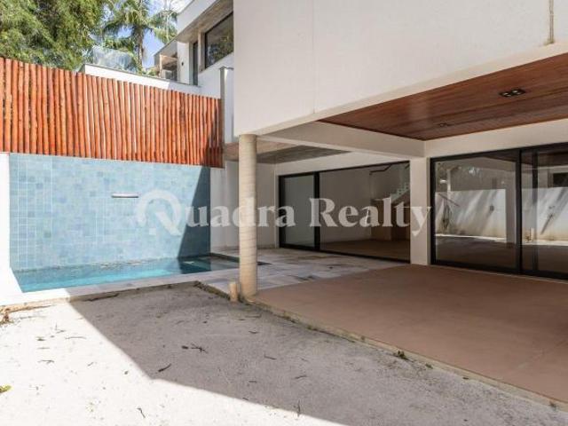 Imoveis na Barra do Una