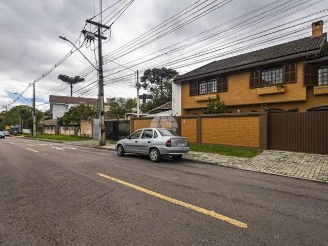Imoveis em Ahú
