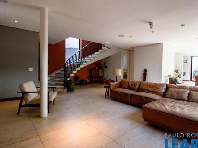 Imoveis no Pacaembu