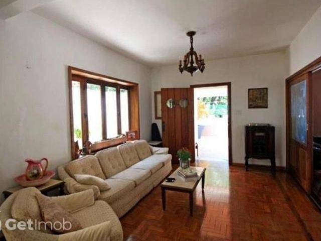 CASA ASSOBRADADA PERDIZES SP