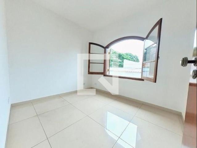 Imoveis No Vila Mangalot