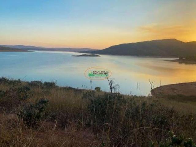 Imoveis em Escarpas do Lago