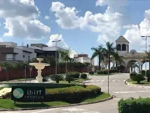 Imoveis em Parque Ibiti Reserva