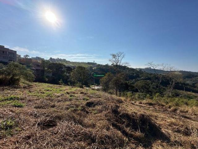 Imoveis em Village Park Real