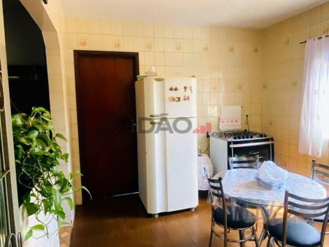 IMÓVEL COM PONTO COMERCIAL BALNEÁRIO M. PONTE Casa de Rua com 4 Quarto s à Venda por R$ 1100000.0