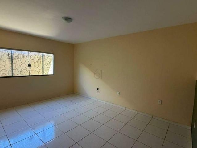 IMÓVEL COM POTENCIAL PARA REFORMA SMPW QD. 5 CONJ. 3 2 CASAS NO MESMO LOTE CONDOMINIO FECHADO