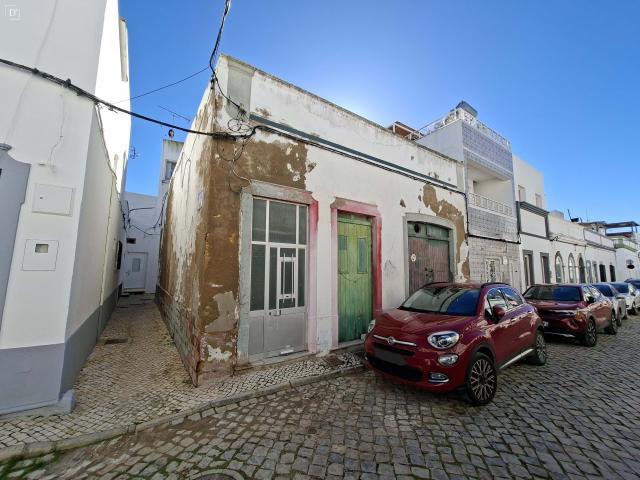 Imóvel com projeto aprovado na baixa da cidade de Olhão