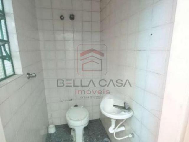 IMOVEL COM SALÃO