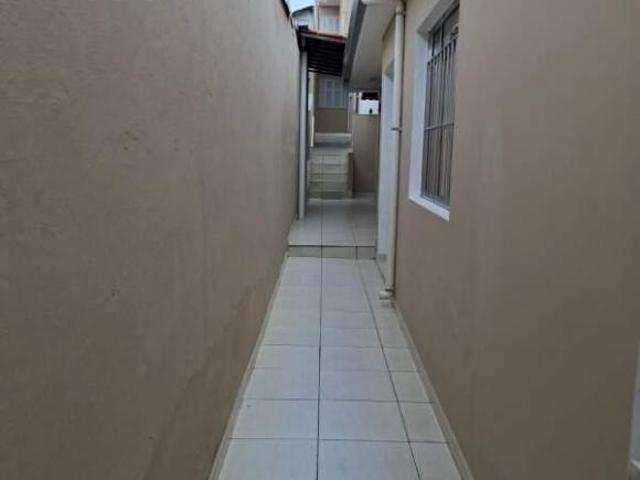 Imóvel com 3 casas no mesmo terreno
