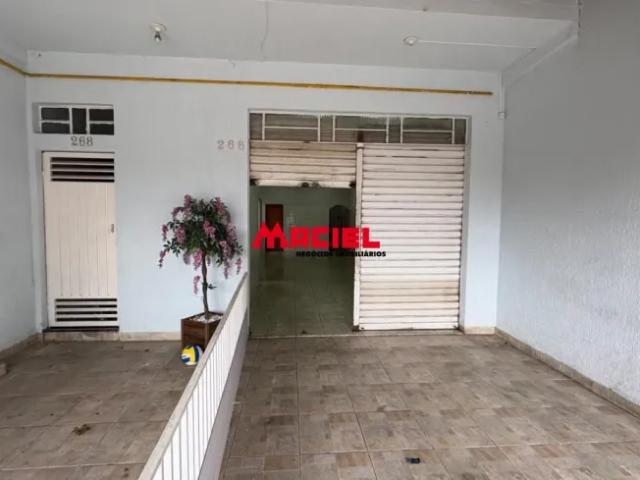 Imovel comercial piso terreo e residencial piso superior, av. Mario Friggi
