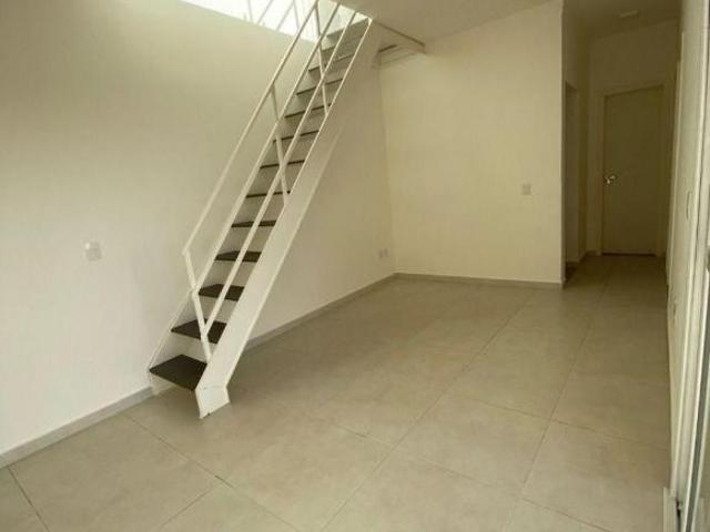 Imóvel à venda no Centro de Boituva SP: 2 quartos, 2 salas, 2 banheiros, 1 vaga de garagem, 75m² de