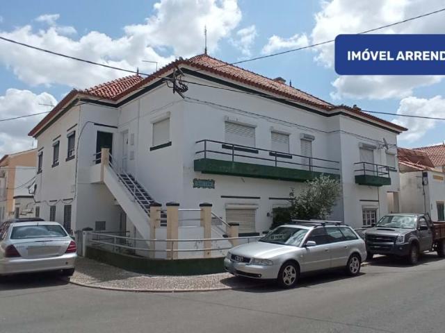 Apartamento T2 IMÓVEL ARRENDADO | NÃO DISPONÍVEL PARA VISITAS | VENDIDO NESSA CONDIÇÃO, Estremoz