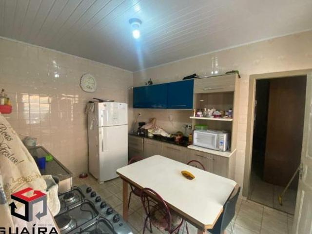 Imóvel de 200m² com 2 casas térreas, cada uma com 1 quarto em São Caetano do Sul
