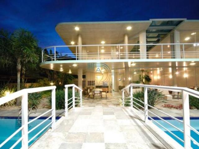 Imóvel de alto padrão com 6 quartos e 6 suítes em Juquehy, São Sebastião SP: confira essa oportunida