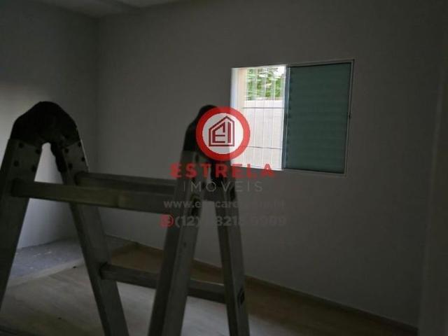 Imóvel de Alto Padrão No Centro de Jacareí Sp: 3 Quartos, 1 Suíte, 2 Salas, 1 Banheiro, 1 Vaga de Ga