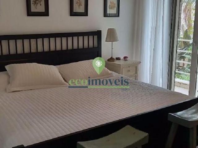Imóvel de Alto Padrão na Praia da Baleia: Casa com 5 Quartos, 5 Suítes e 350m² em São Sebastião SP