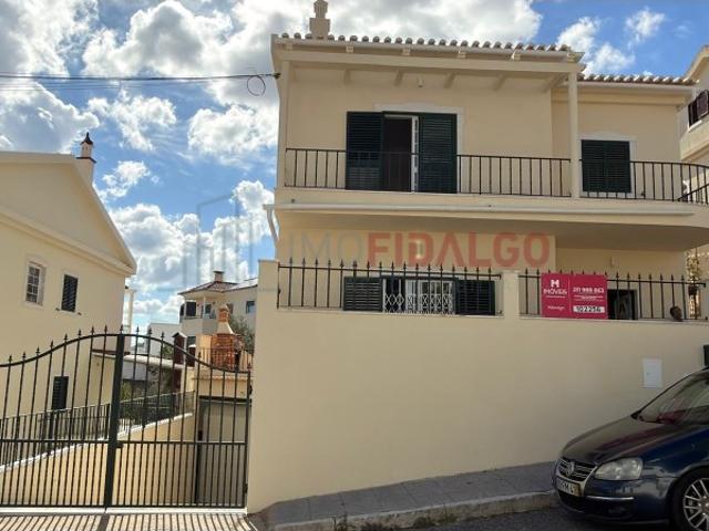 Imóvel de Banco | Moradia T3 | ALVERCA Refª MBCP 102256