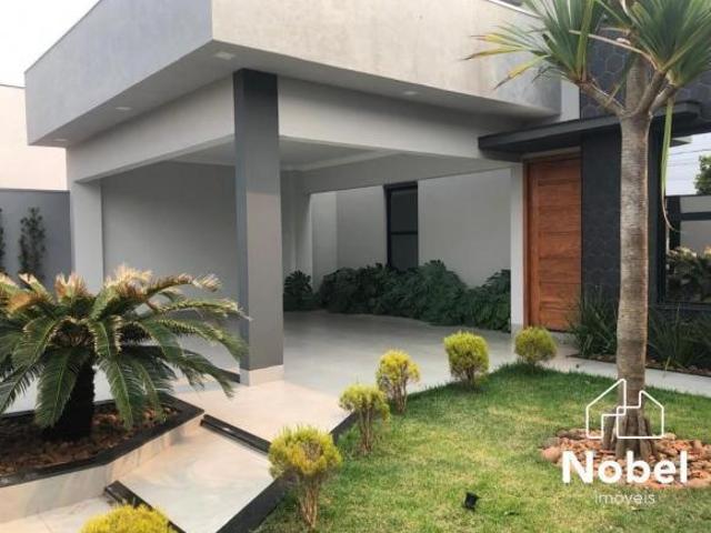 Imóvel Exclusivo à Venda em Cianorte PR: Casa com 3 quartos, 2 suítes, 2 salas e 211,94 m² no Reside