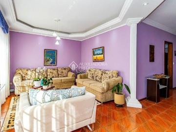 IMÓVEL EXCLUSIVO EM PINHAIS: 432m² DE TERRENO, 6 QUARTOS E ESPAÇOS INDEPENDENTES