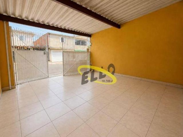 Imóvel ideal para Investidor! São 4 casas sendo 2 no nível térreo e 2 no nível superior!