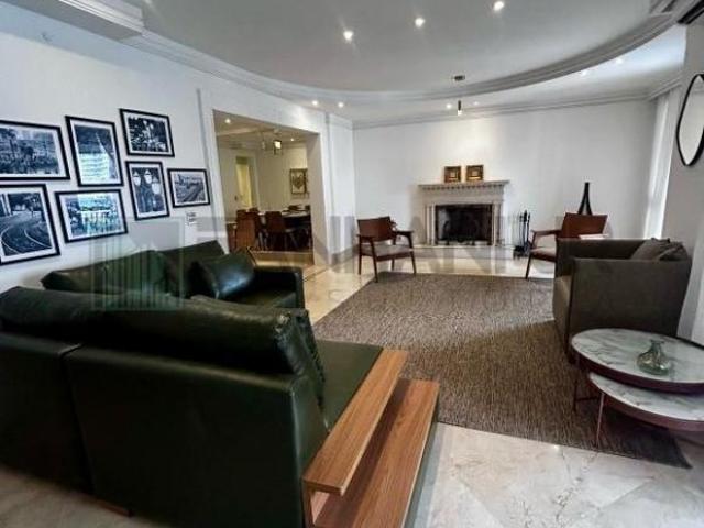 Imóvel mobiliado no coração de São Paulo: Apartamento com 4 suítes no Jardim Paulista, 160m², 3 vaga