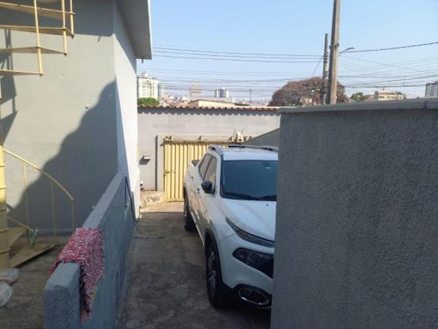Imóvel no Bairro Santa Cruz, 2 casas, lote de 360m², preço ótimo