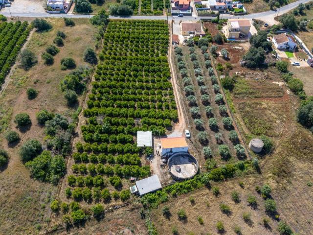 Imóvel SEM LICENÇA DE HABITAÇÃO no momento, pedido na Fiscal. 74m² Silves
