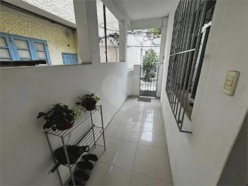 Praça Barão de Corumbá - Varanda, Terraço