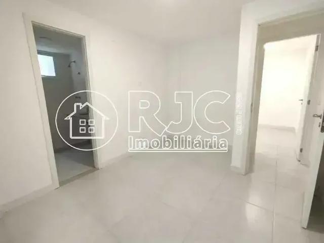 Imóvel para venda tem 88 metros quadrados com 2 quartos em Laranjeiras Rio de Janeiro RJ