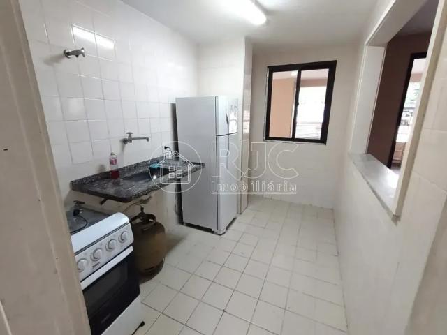 Imóvel para venda tem 90 metros quadrados com 2 quartos em Tijuca Rio de Janeiro RJ