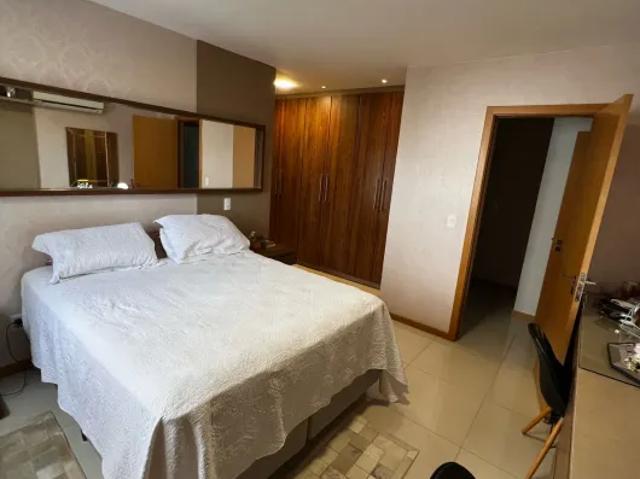 Imóvel para venda com 4 quartos, sendo 1 suíte, varanda gourmet, sala grande, 2 vagas de garagem